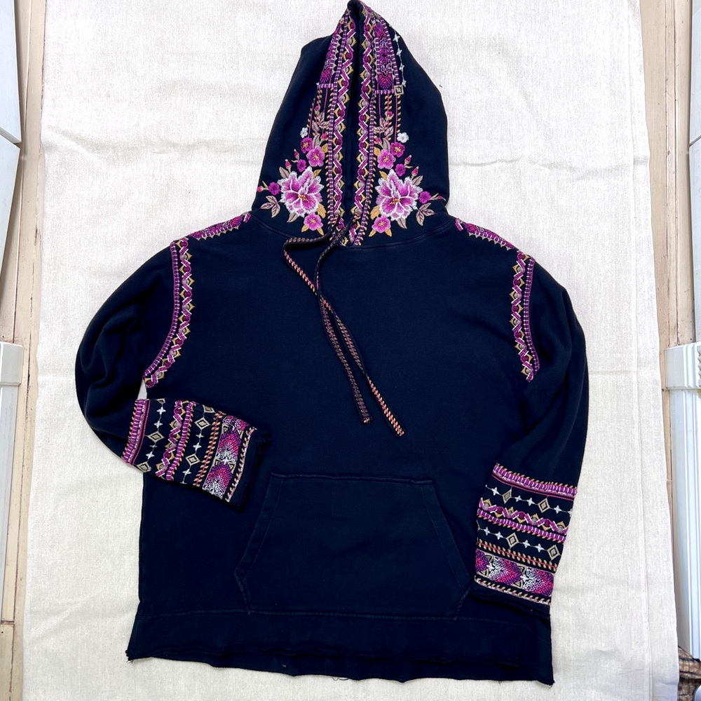 Johnny Was Embroidered Oversized Hoodie Sz. Medium
